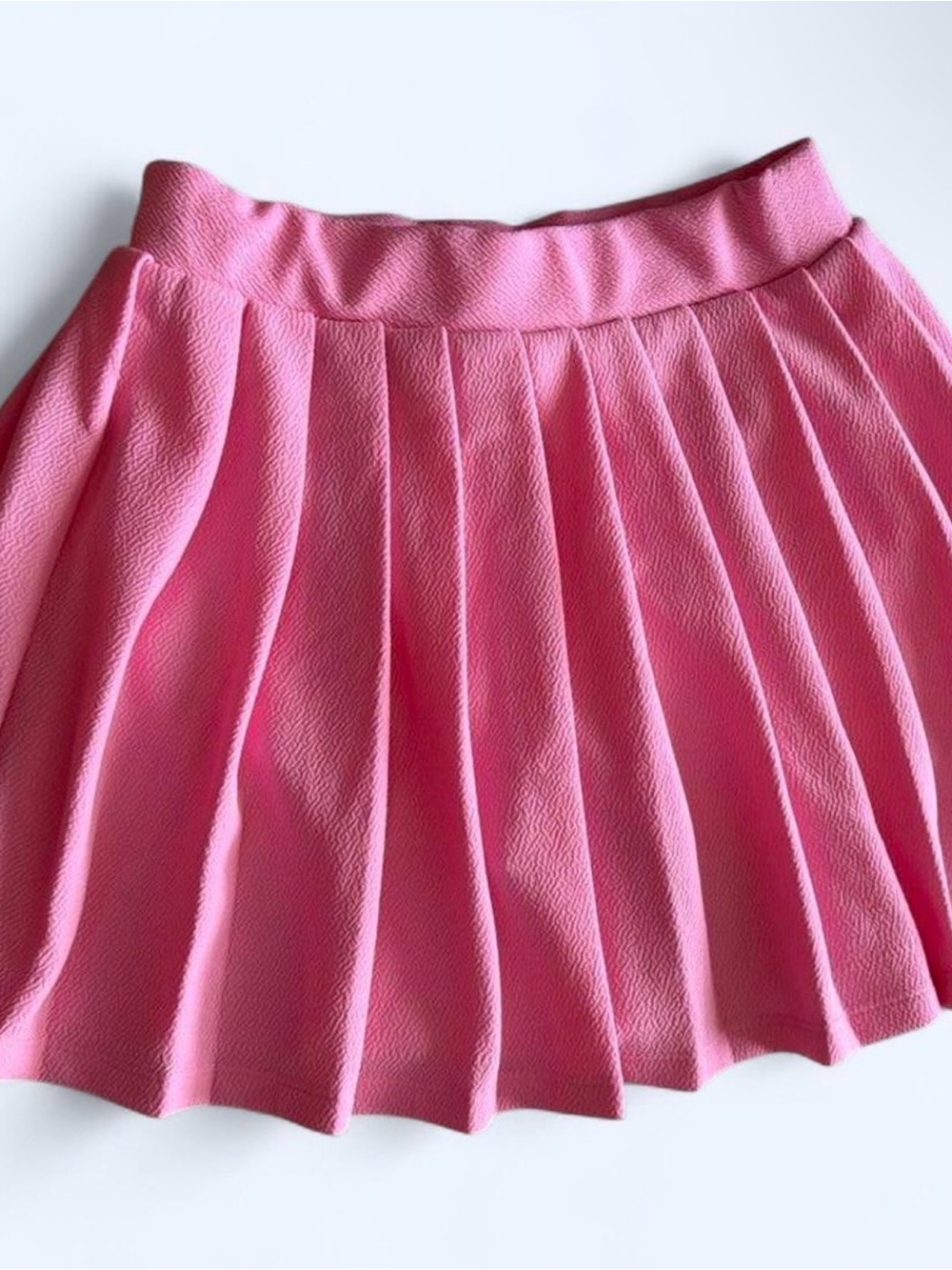 Girls size 8 pink pleated skirt/skort by Violet Skye.